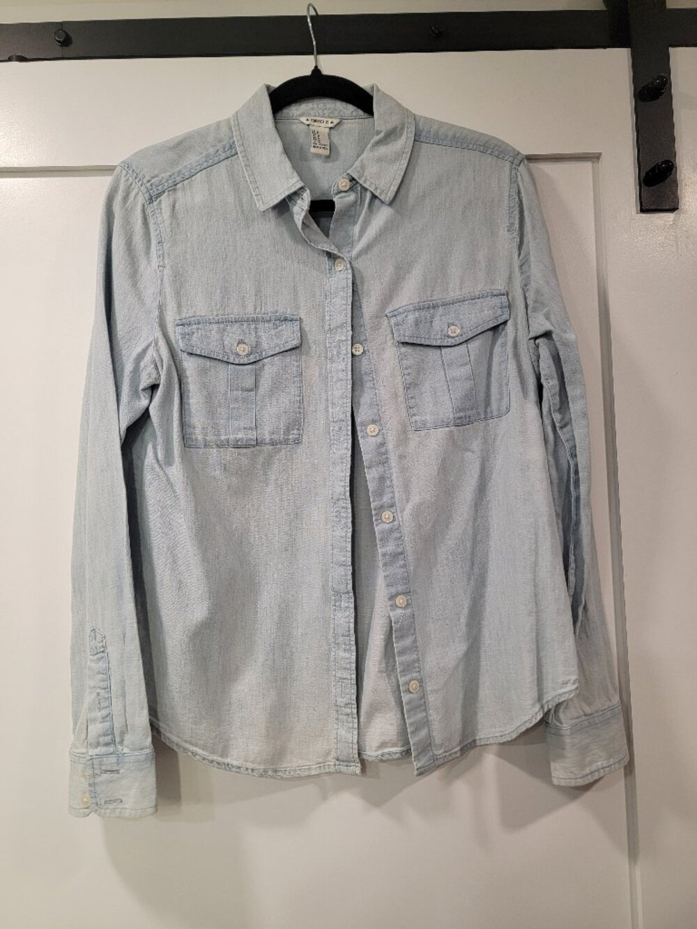Forever 21 Blue Acid Wash Blue Denim Boyfriend Button Up Size Medium